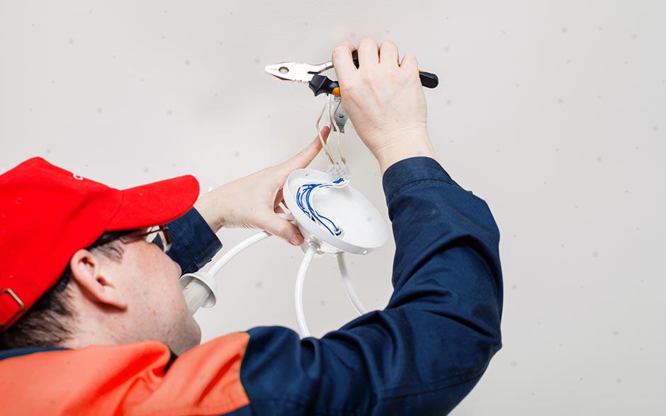 besoin d'un électricien Stains